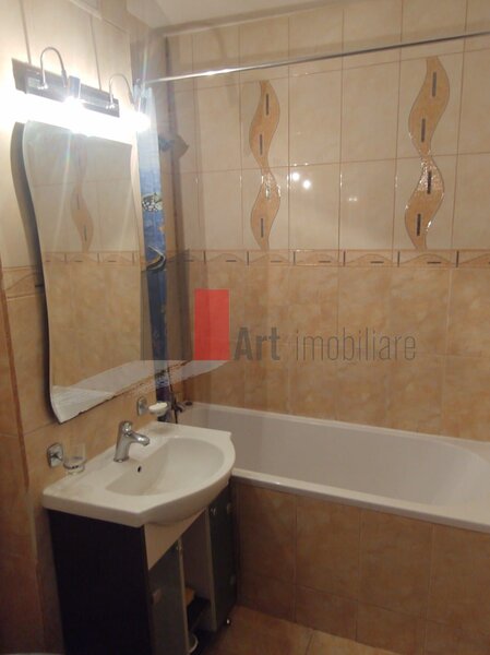 Emil Racovita, Turnu Magurele, vanzare apartament 4 camere semidecomandat