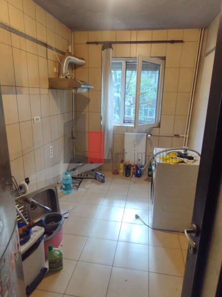 Emil Racovita, Turnu Magurele, vanzare apartament 4 camere semidecomandat