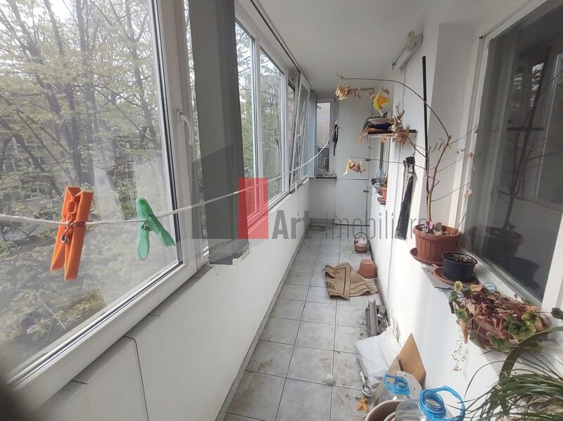Emil Racovita, Turnu Magurele, vanzare apartament 4 camere semidecomandat